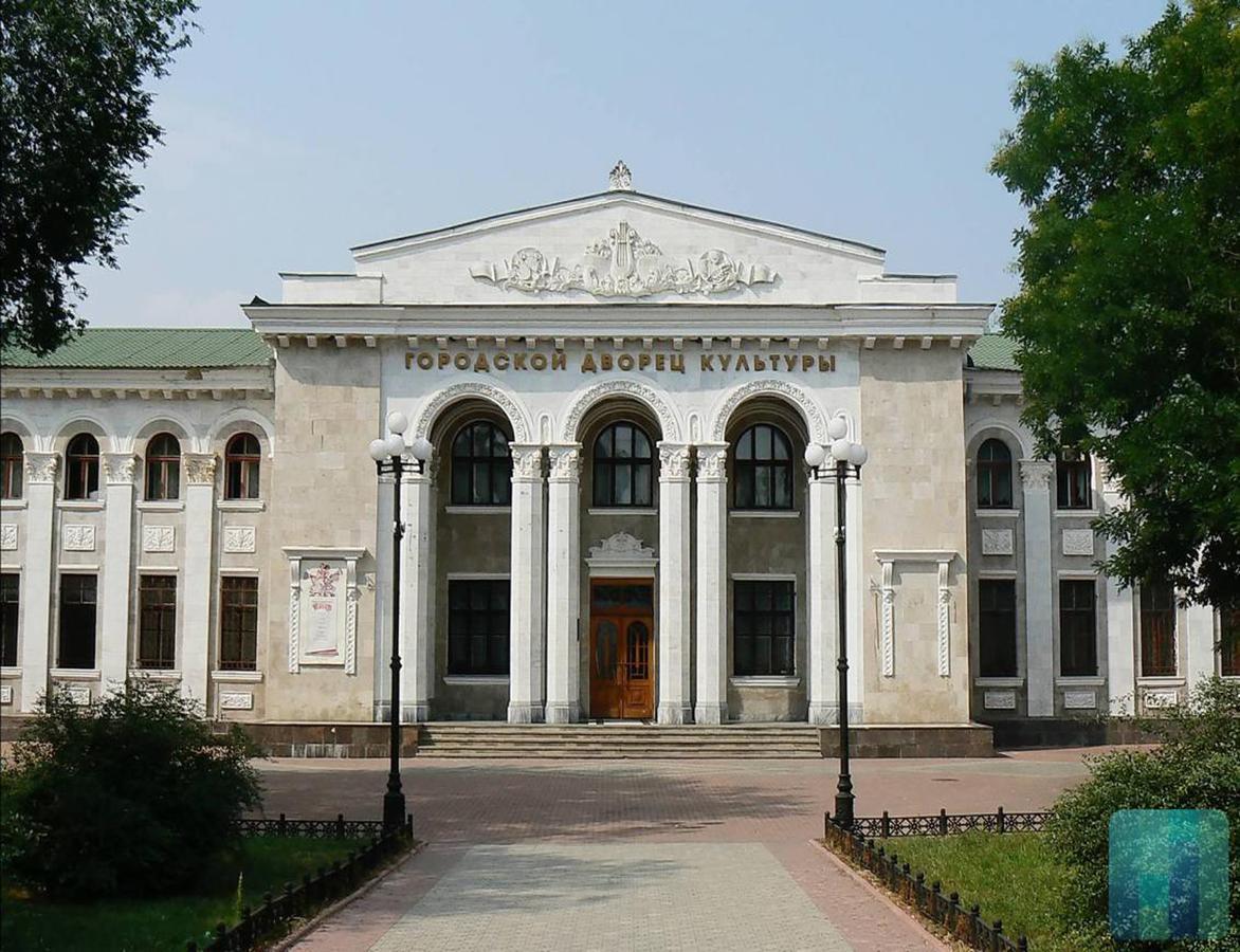 Mano Apartment Tiraspol Exterior photo